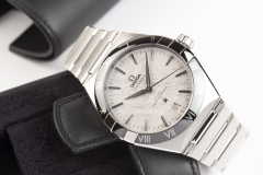 omega-constellation-meteorite-karora-luxusora-theme