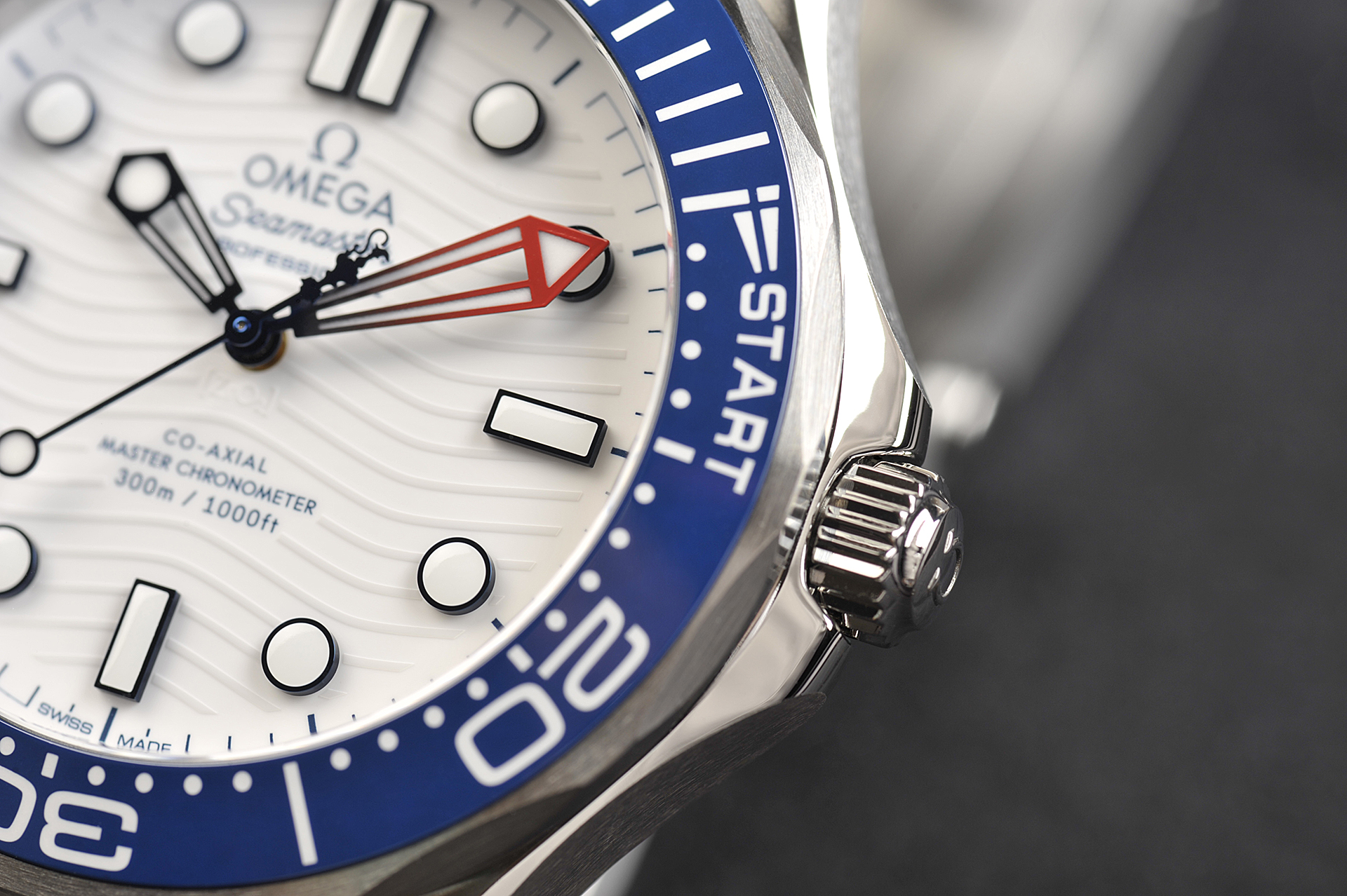 Omega Seamaster Diver 300M America's Cup theme